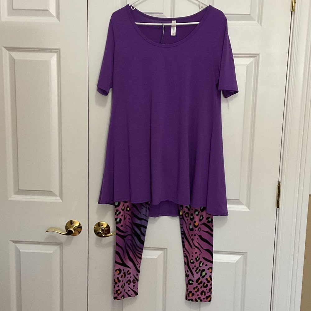 LuLaRoe Purple Top and Pink Animal Print Leggings
